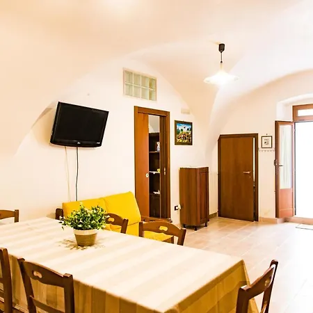 Casa *